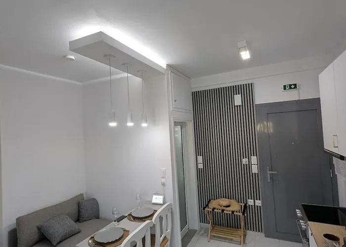 Pixel Palace Apartment *