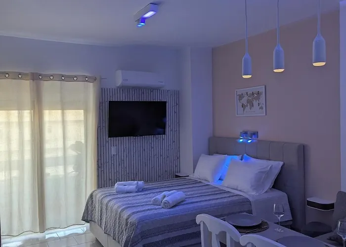 Pixel Palace * Rhodes City